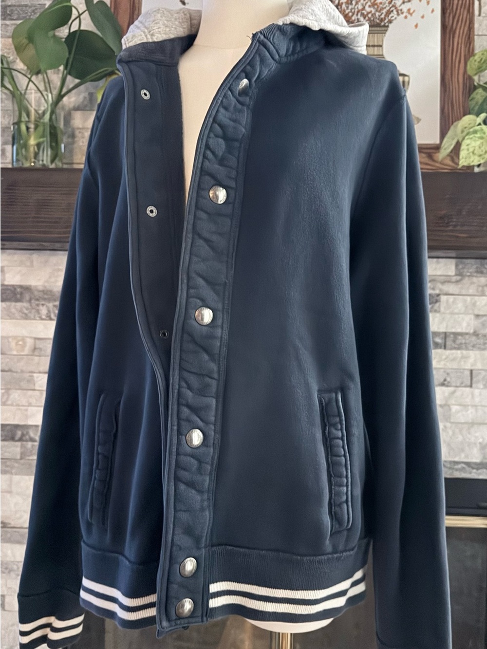 Abercrombie and Fitch Navy Hooded Snap-Front Jacket Men’s Size XXL